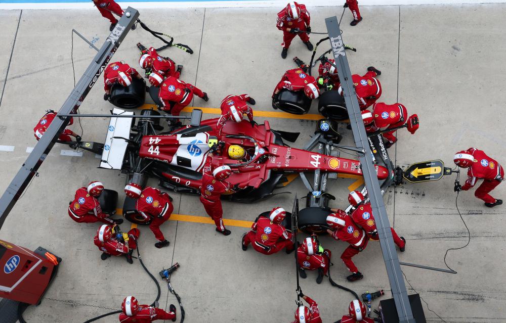 巴萨梅西任意球破门助球队领先